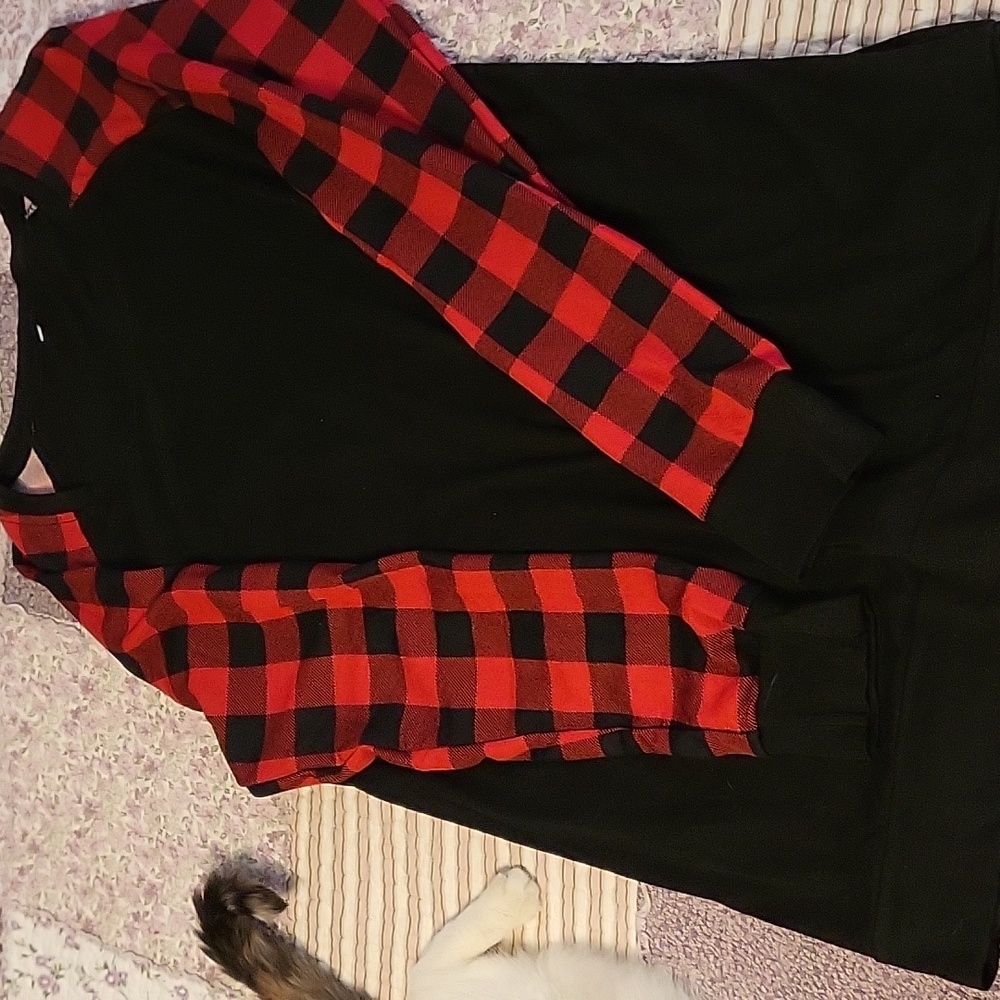 Light Long Sleeve Shirt with Red and Black Plaid Sleeves